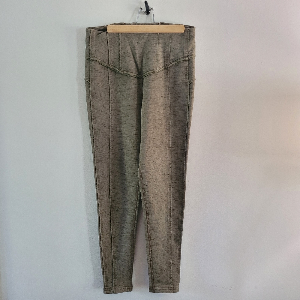 FREE PEOPLE movement olive green cotton blend leggings size xs